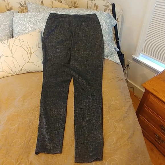 Dress pants - Picture 2 of 3